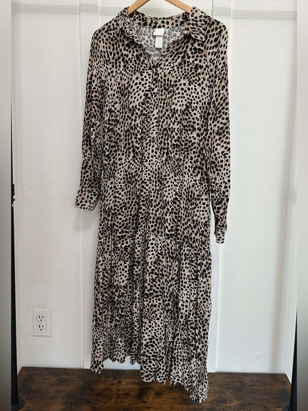 H&M Leopard Print Long Sleeve Tiered Midi Dress - Beige/Black